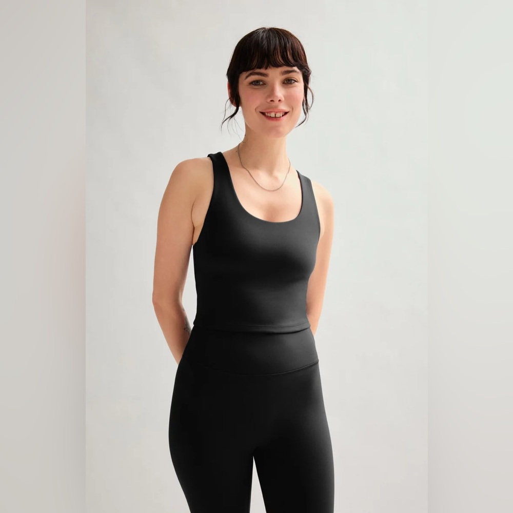 Girlfriend Collective Black Bella Scoop Tank